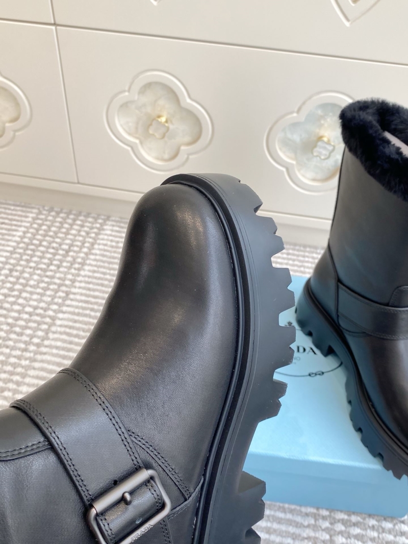 Pra*a boots